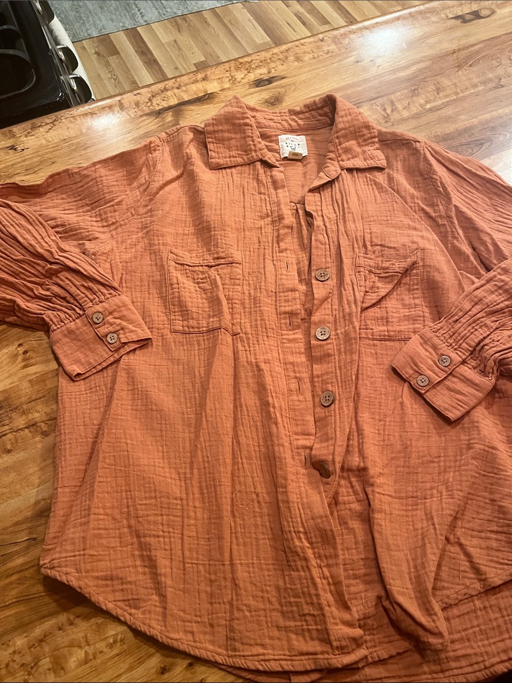 Women's Billabong Relaxed Fit Gauze button up 🌴